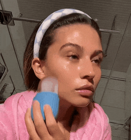 🧊 Molde de Hielo de Silicona 2 en 1 – Belleza y frescura al instante 💆‍♀️🌿